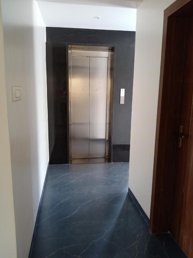 Hotel Suvarnam Residency Ahmednagar Exterior photo