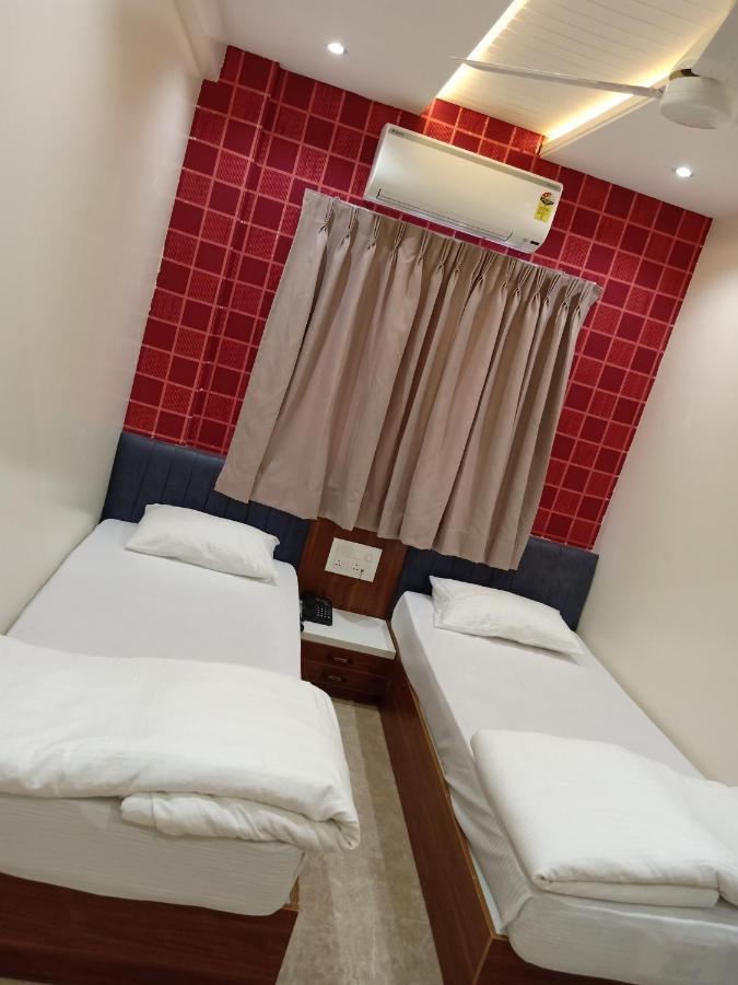 Hotel Suvarnam Residency Ahmednagar Exterior photo